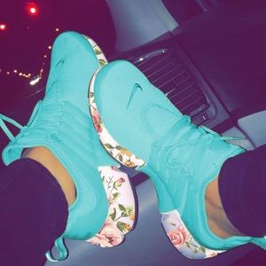 Meet your Posher, Tiauna